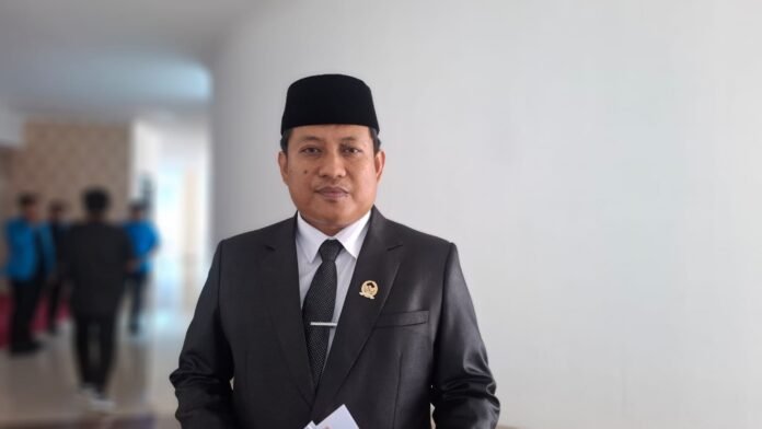 Wakil Rakyat Bontang Sem Nalpa Mario Guling