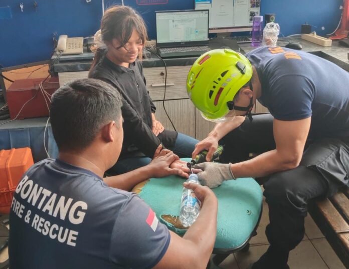 Rescue Regu 2 Mako Dinas Pemadam Kebakaran dan Penyelamatan (Disdamkartan) Kota Bontang