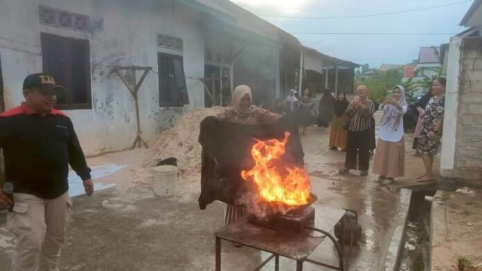 Dinas Pemadam Kebakaran dan Penyelamatan (Disdamkartan) Kota Bontang.